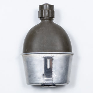 Portuguese M/985 Canteen w/ Cup