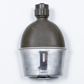 Portuguese M/985 Canteen w/ Cup