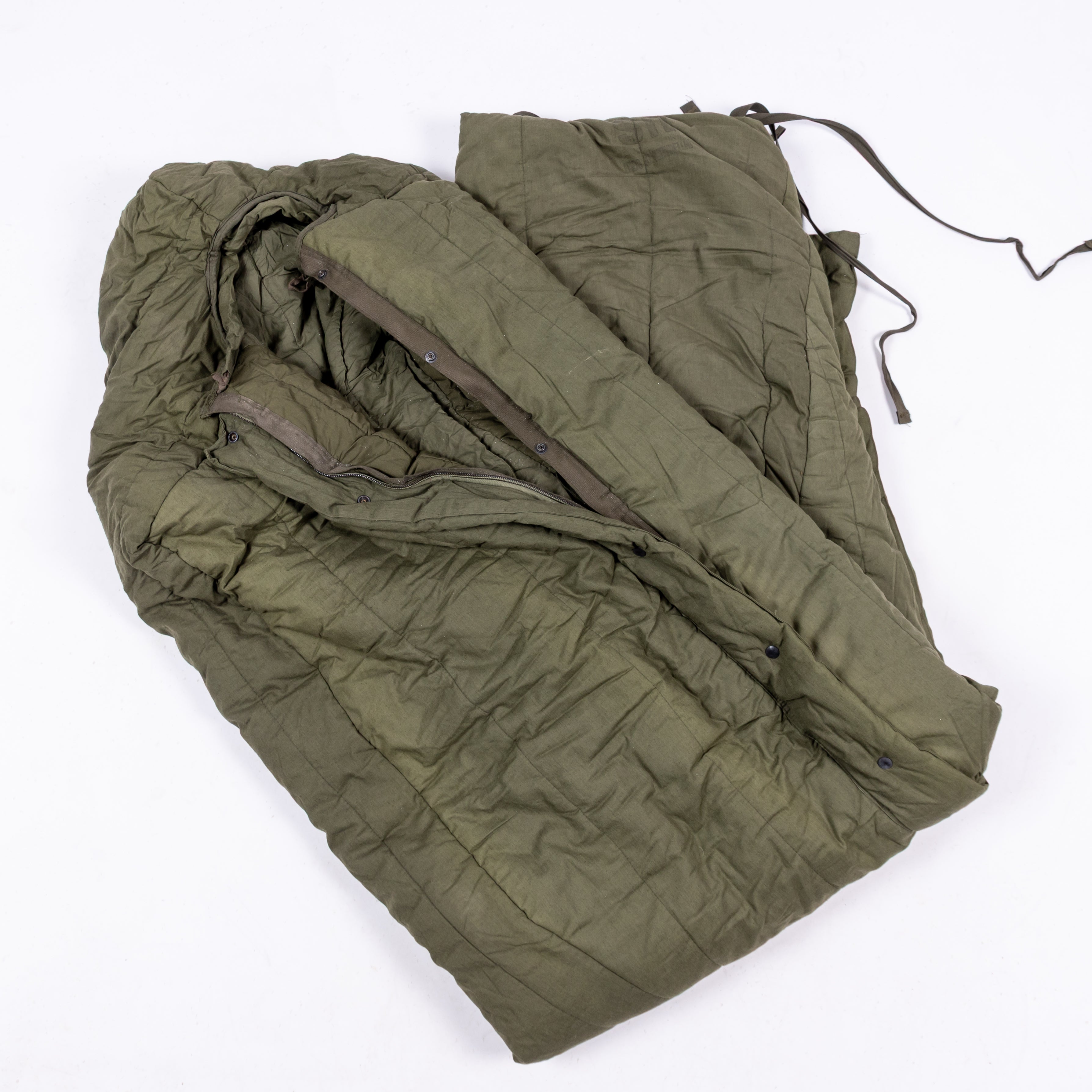 USGI M 1949 Intermediate Cold Weather Sleeping Bag Kruschiki Supply USGI M 1949 Intermediate Cold Weather Sleeping Bag Kruschiki Supply