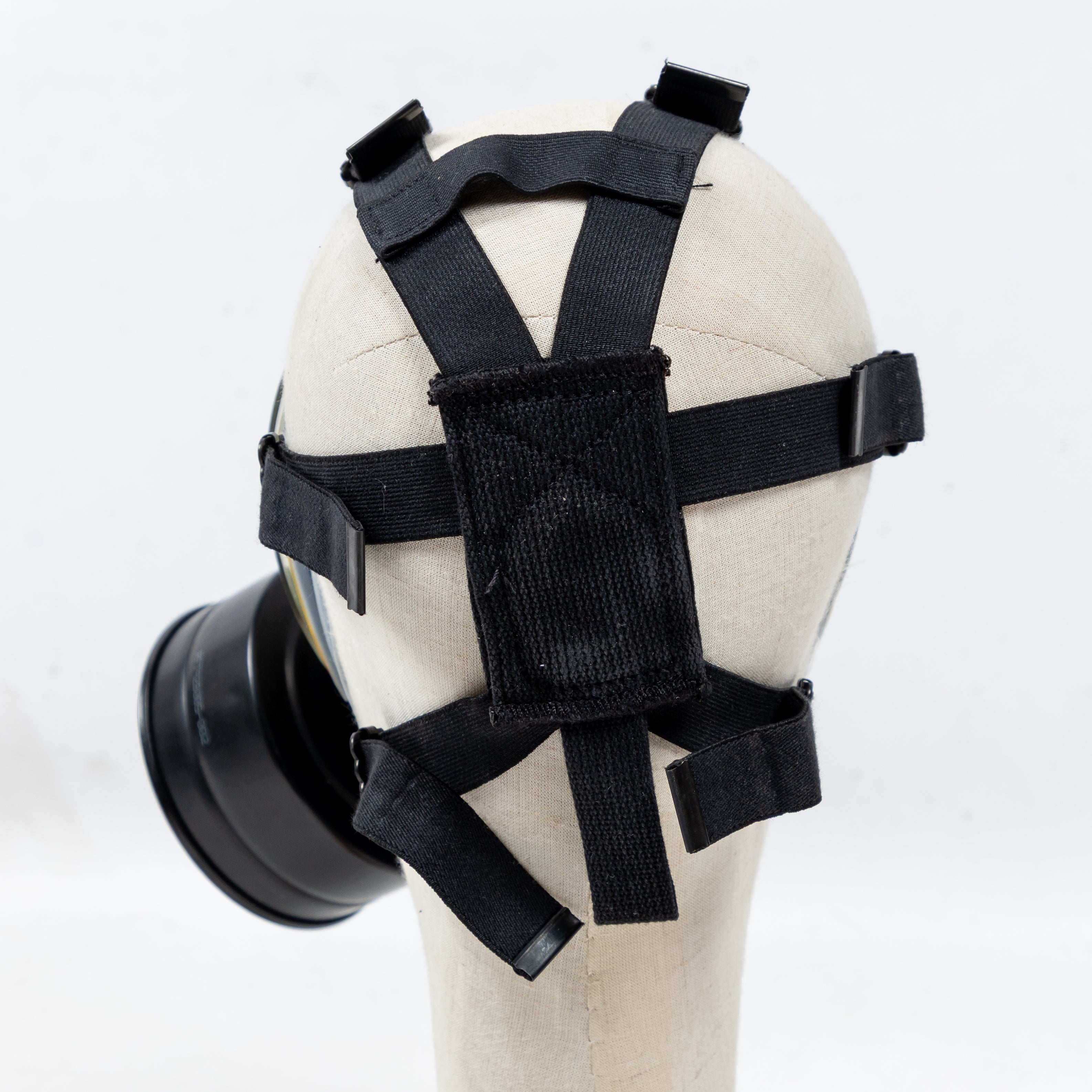 USGI US Military Gas Mask Carrier Bag Case MCU-2/P M42 NSN 4240-01-224 USGI US Military Gas Mask Carrier Bag Case MCU-2/P M42 NSN 4240-01-224